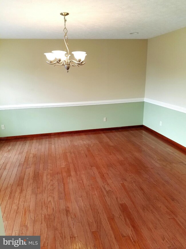 21090 Winters Ln unit 1, Leonardtown, MD 20650 - photo 6