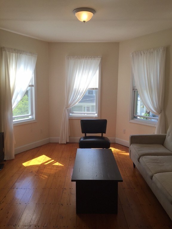 7 Chapman Ave unit 2, Andover, MA 01810 - photo 6