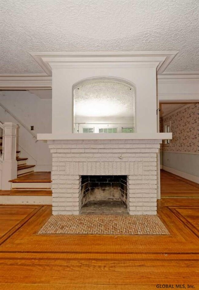 2110 Grand Blvd, Schenectady, NY 12309 - photo 5