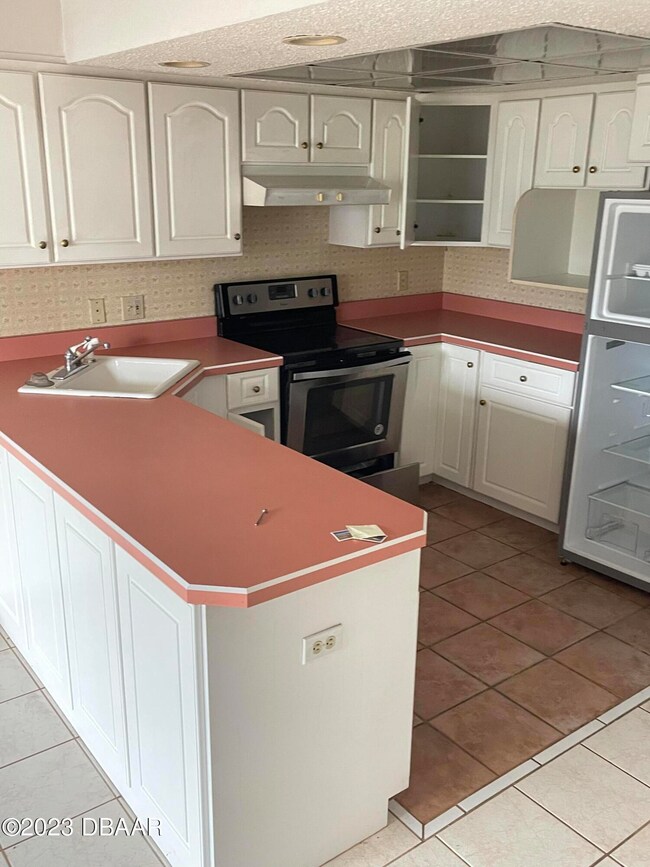 0478B85C-014F-4332-AA2A-FC0EA695EEC8