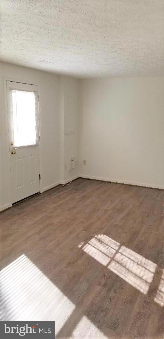 22420 Stablehouse Dr, Sterling, VA 20164 - photo 5