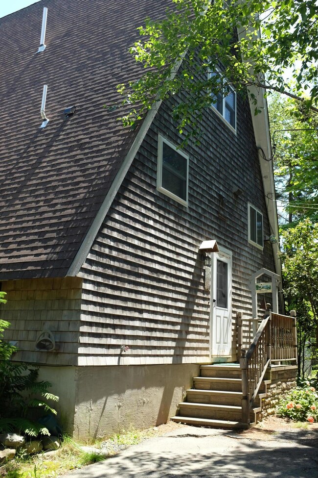 20 Bernard Rd, Bernard, ME 04612 - photo 4