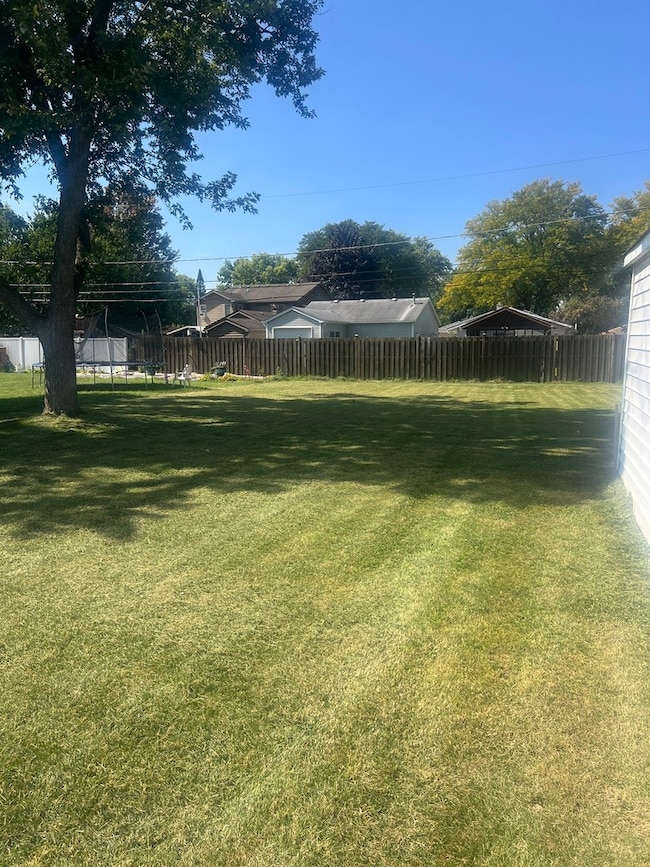 2201 Wren Ln, Rolling Meadows, IL 60008 - photo 7