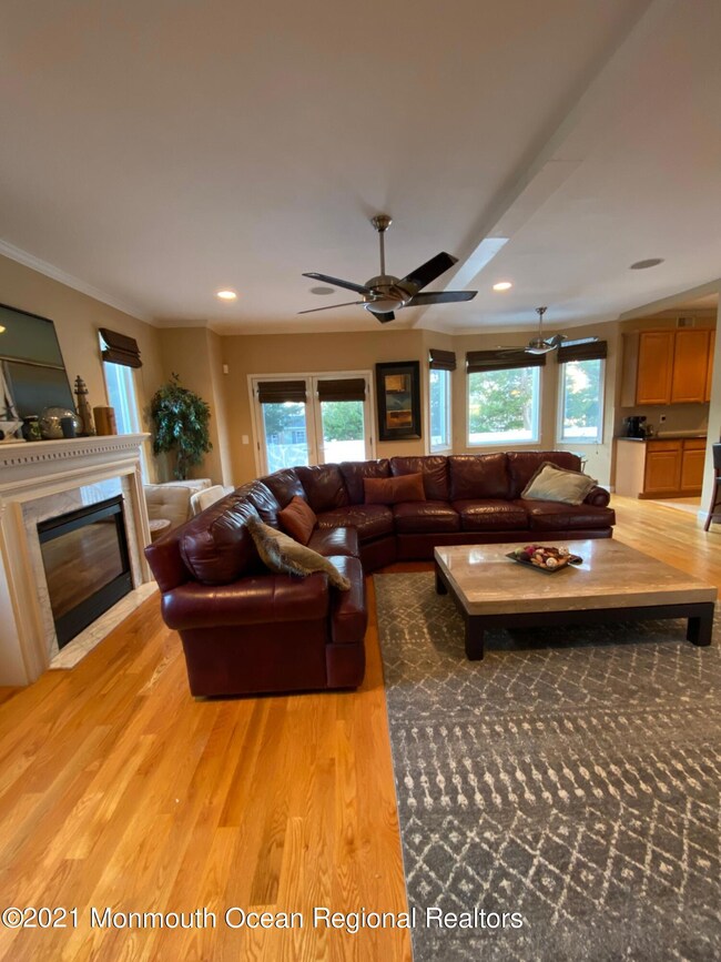 3651 New Jersey 35 unit B, Lavallette, NJ 08735 - photo 5