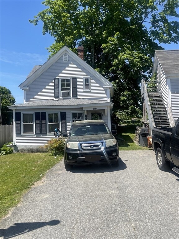 2020 Lakeview Ave, Dracut, MA 01826 - photo 2