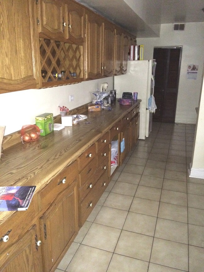 6235 N Francisco Ave, Chicago, IL 60659 - photo 3