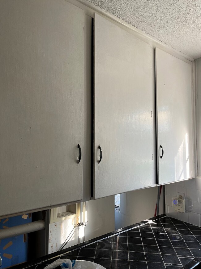 7634 S Hall St, Houston, TX 77028 - photo 2