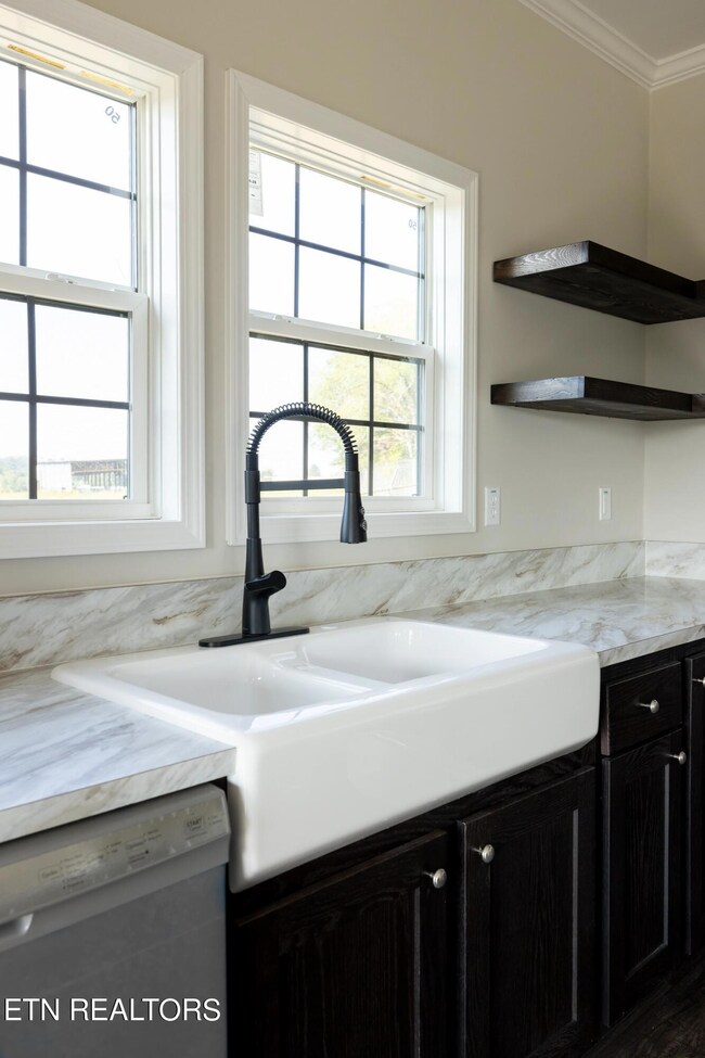 Keeneland_27BLN32583AH_house147_Kitchen_