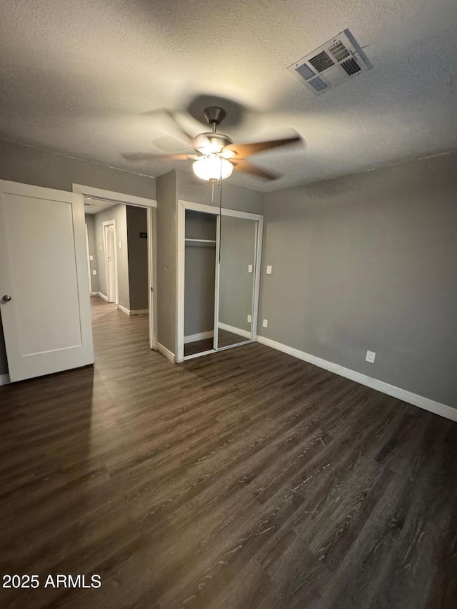 YELENIS 81ST AVE FAMILY ROOM
