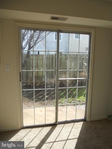 513 Powhatan Ct, Stafford, VA 22556 - photo 5