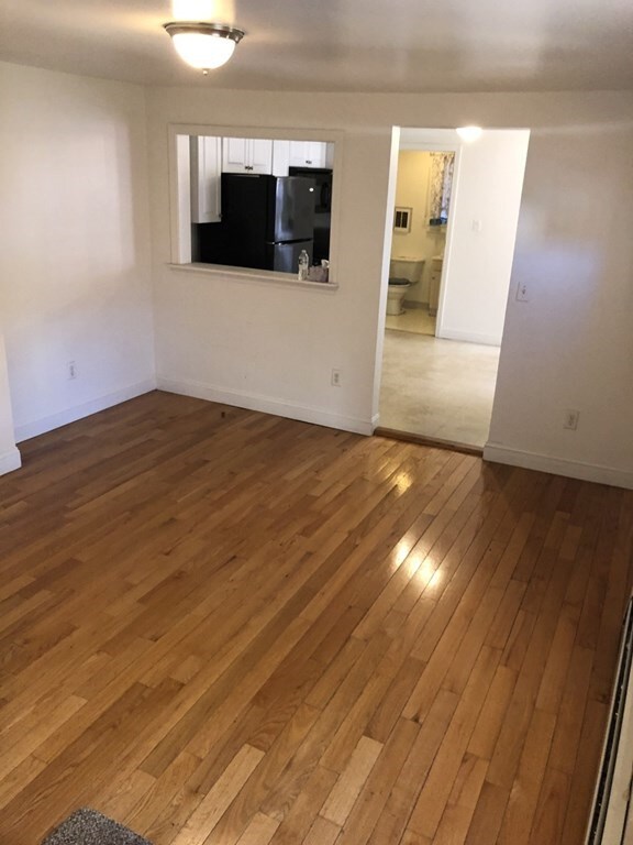 314 Cambridge St unit 1, Cambridge, MA 02141 - photo 5