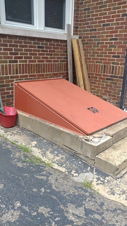 221 Norfolk St, Springfield, MA 01109 - photo 7