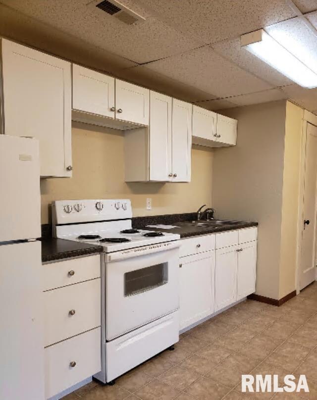 918 E Locust St unit 2, Davenport, IA 52803 - photo 5