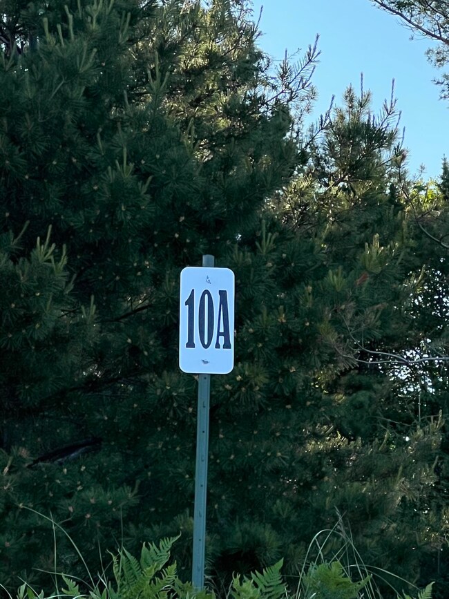 Lot 10 & 10A Third Creek Subdivision