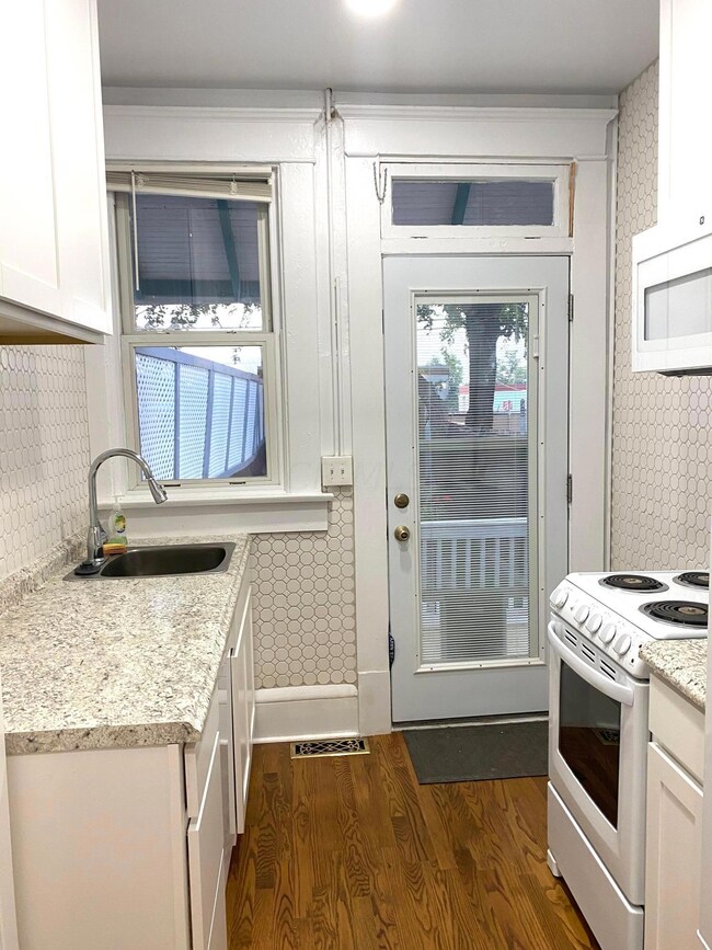 1725 S High St, Columbus, OH 43207 - photo 7