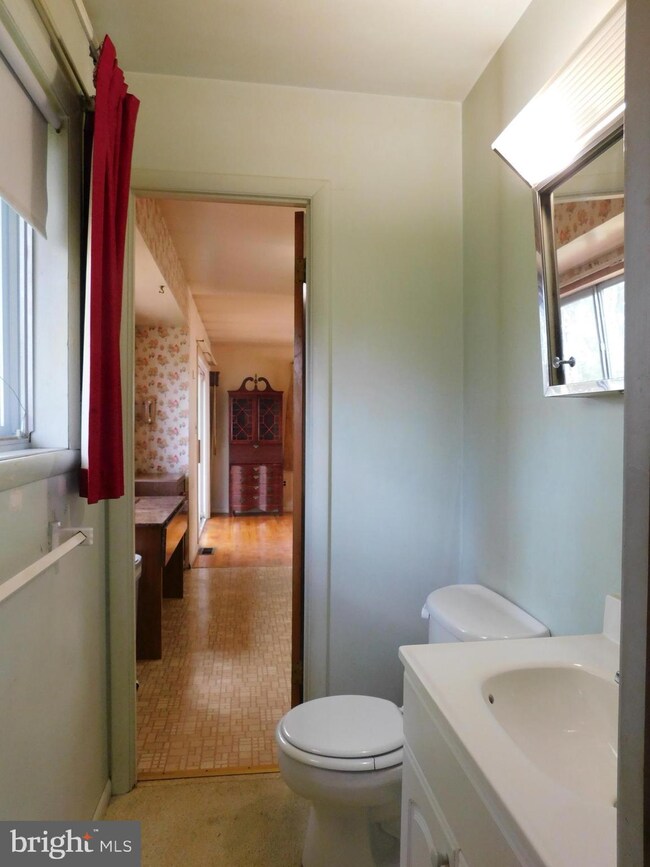 1904 Larch Ct, Edgewood, MD 21040 - photo 7