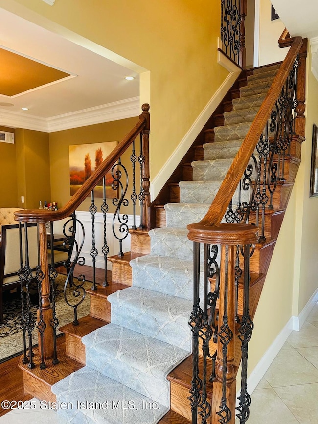 11 St Edward Ln, Staten Island, NY 10309 - photo 3