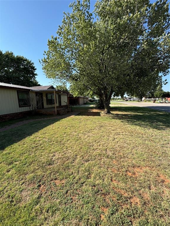 501 N Cedar St, Seiling, OK 73663 - photo 3
