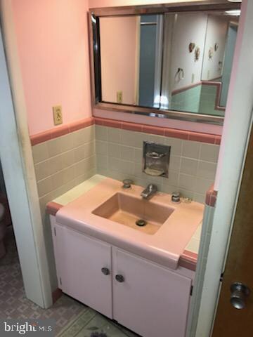 2300 S State St, Dover, DE 19901 - photo 7