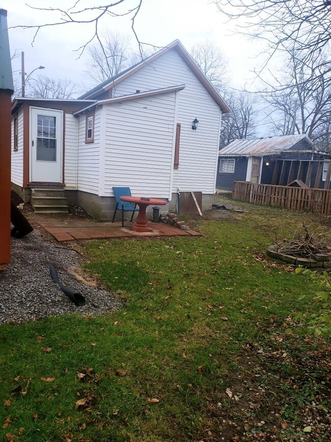 2nd back yard