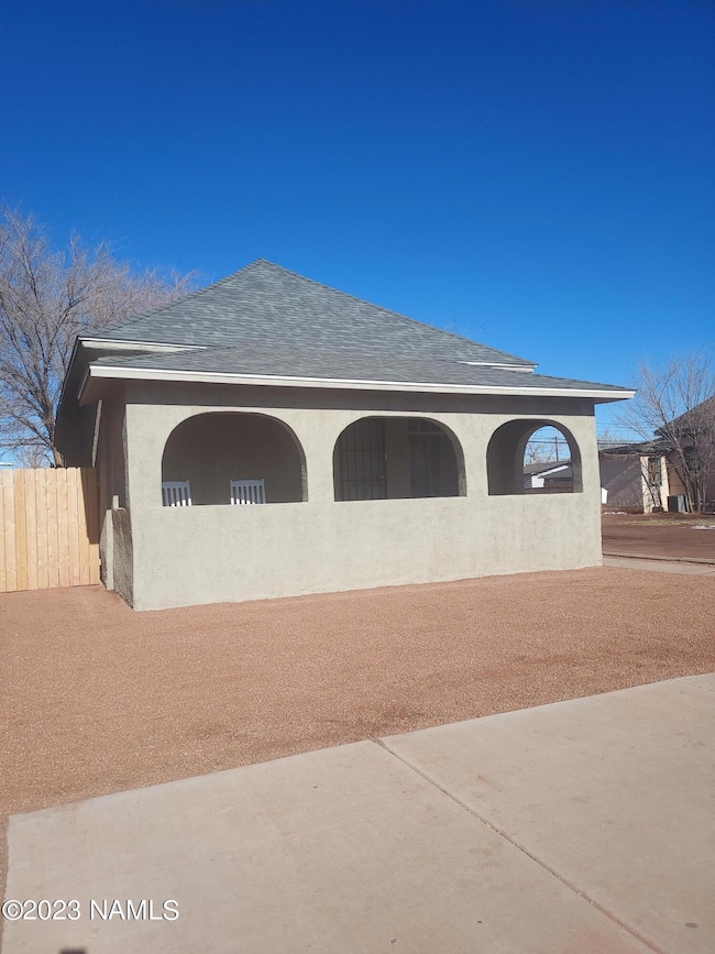 214 W Third St, Winslow, AZ 86047 - photo 2