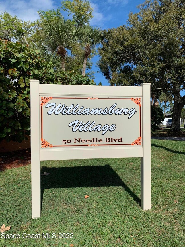 Williamsburg Sign