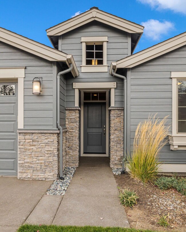 60454 Hedgewood Ln, Bend, OR 97702 - photo 6