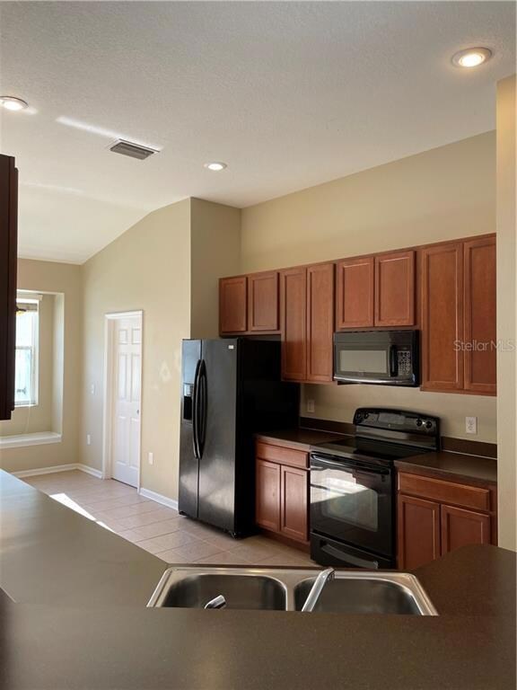 34429 Blue Ash Ct, Wesley Chapel, FL 33545 - photo 6