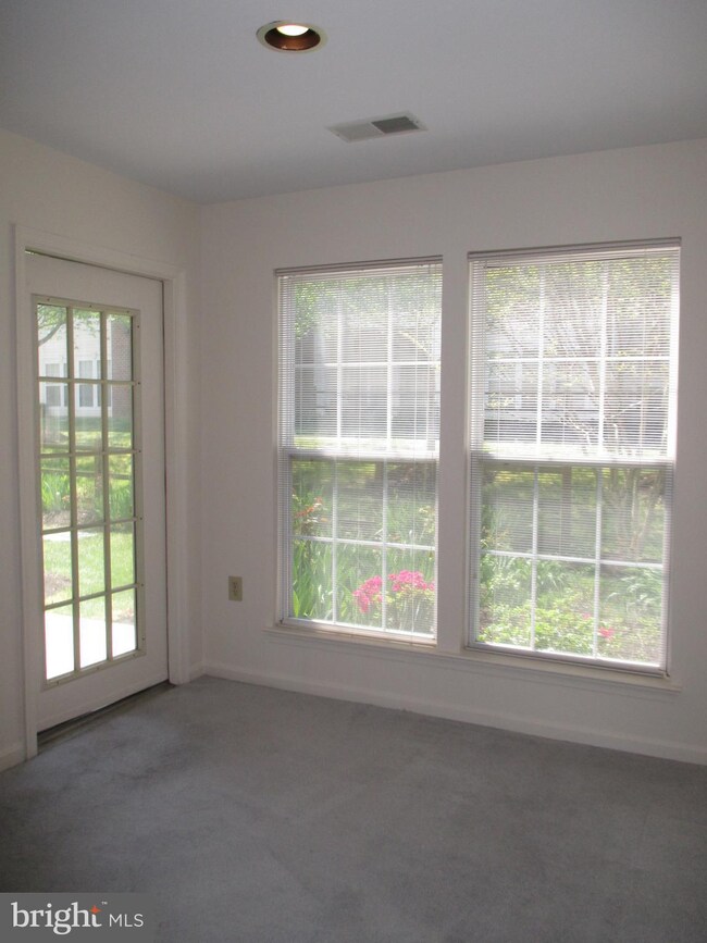 3103 River Bend Ct, Laurel, MD 20724 - photo 5