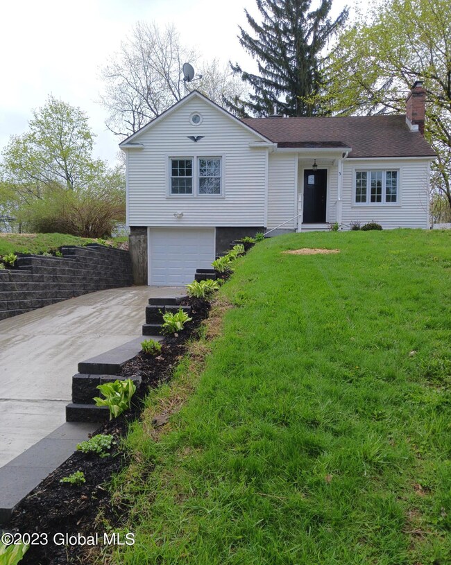 3 Merrill Ave, Troy, NY 12180 - photo 6