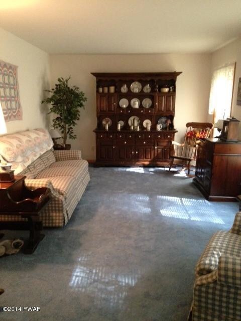 109 Delaware Crest Dr, Dingmans Ferry, PA 18328 - photo 7