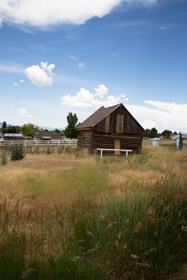 06-Parowan house-6