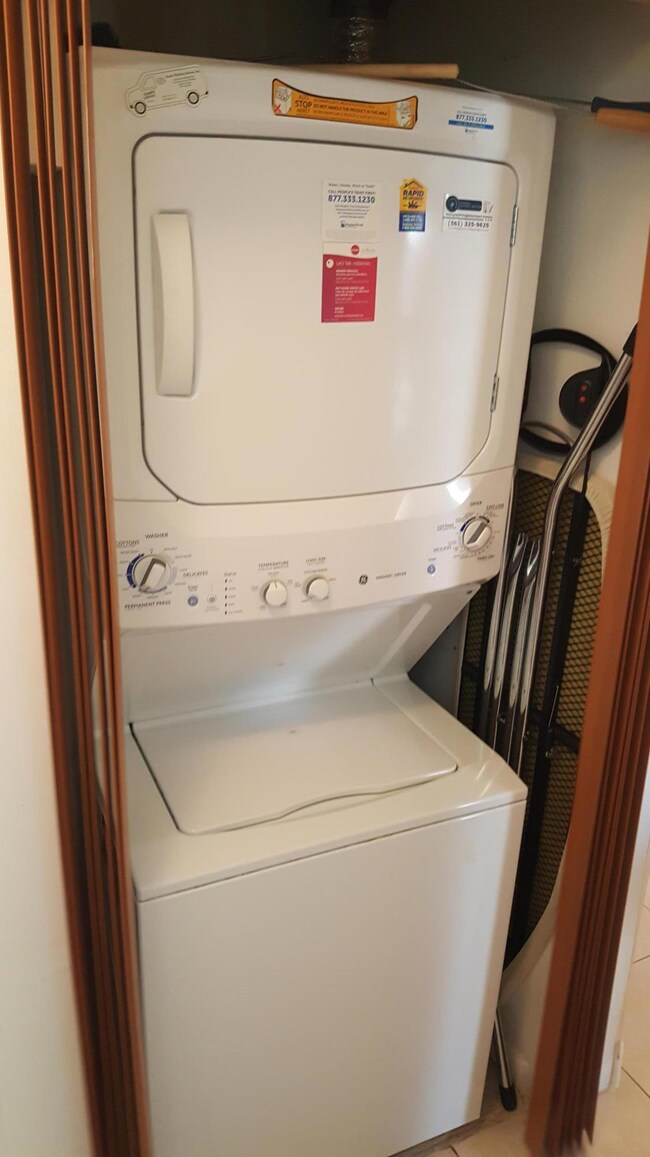 1081 Summit Place Cir unit C, West Palm Beach, FL 33415 - photo 5