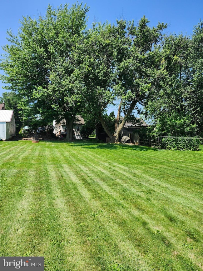 2084 Kramer Mill Rd, Stevens, PA 17578 - photo 3