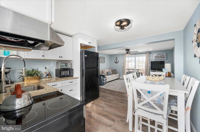 134 Captains Quarters Rd Unit 10, Ocean City, MD 21842 | MLS# MDWO2017486