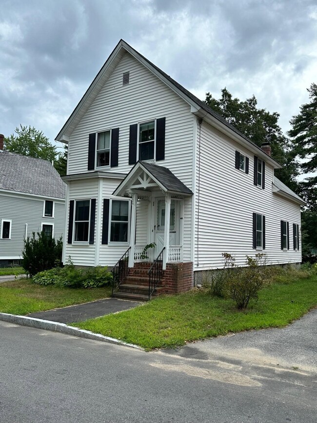 45 Stone St, Concord, NH 03301 - photo 2