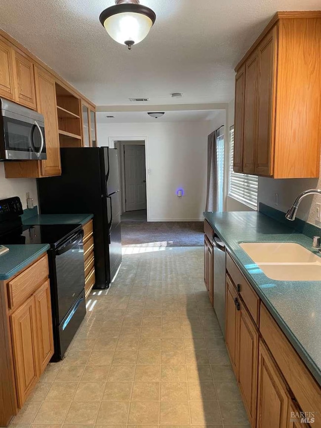 741 W D St S, Dixon, CA 95620 - photo 5