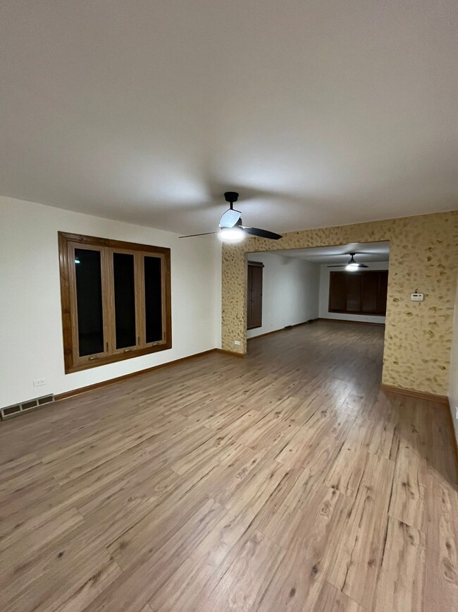 711 N Northwest Hwy unit 2, Park Ridge, IL 60068 - photo 6