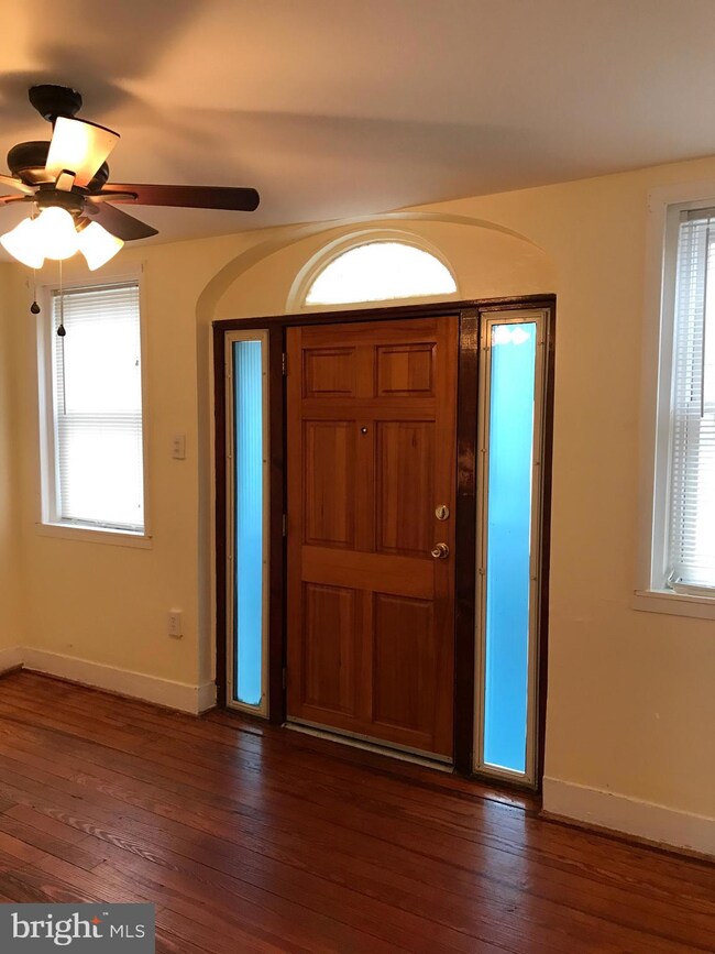 1371 Collings Rd, Camden, NJ 08104 - photo 2