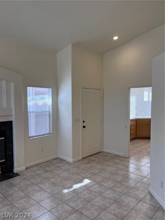 10050 Yellow Canary Ave, Las Vegas, NV 89117 - photo 5