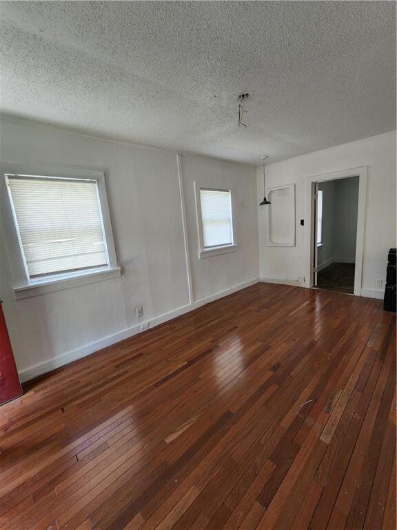 1153 58th St, Des Moines, IA 50311 - photo 5