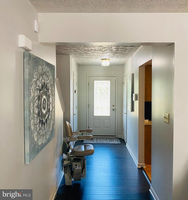 302 Potomac Hills Dr, Stafford, VA 22554 - photo 7