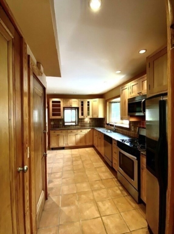 24 Sunset Hill Rd unit 2, West Roxbury, MA 02132 - photo 4