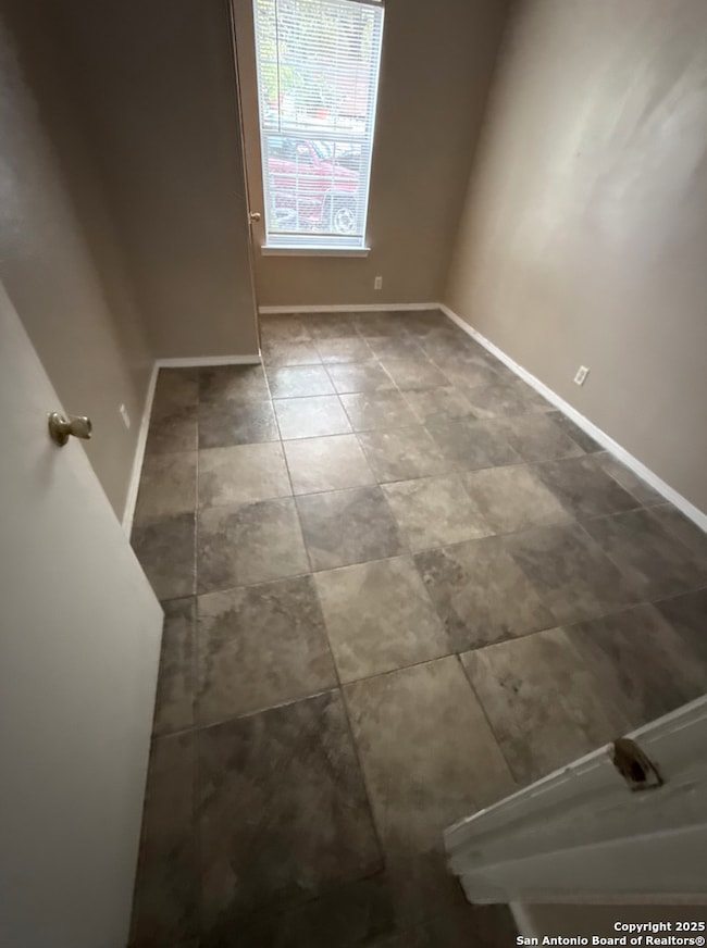 164 Grapeland Ave, San Antonio, TX 78214 - photo 7