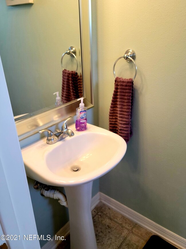 3746 Verde Gardens Cir, Jacksonville, FL 32218 - photo 5