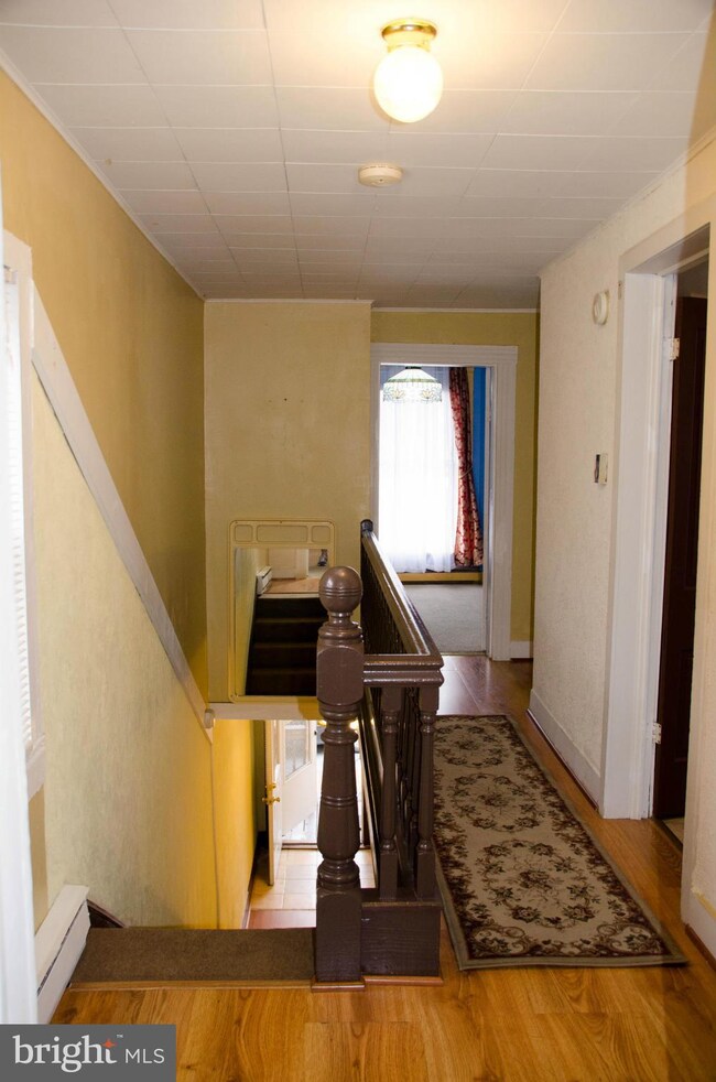 12 S Delaware Ave, Brunswick, MD 21716 - photo 5