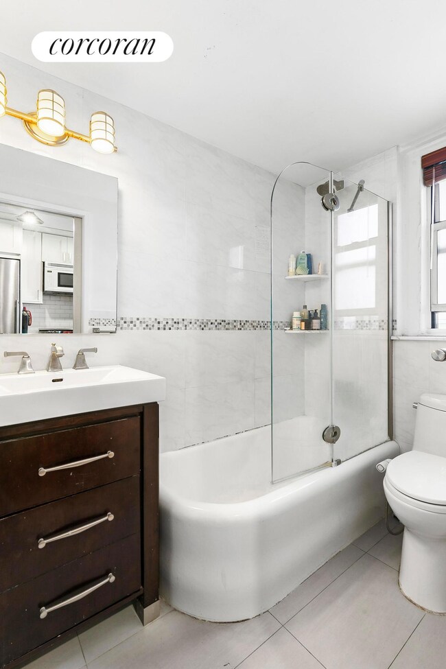 The Manor unit 511, New York, NY 10017 - photo 7