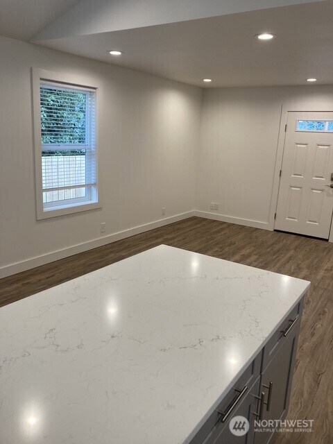 616 E Myrtle St, Bellingham, WA 98225 - photo 6