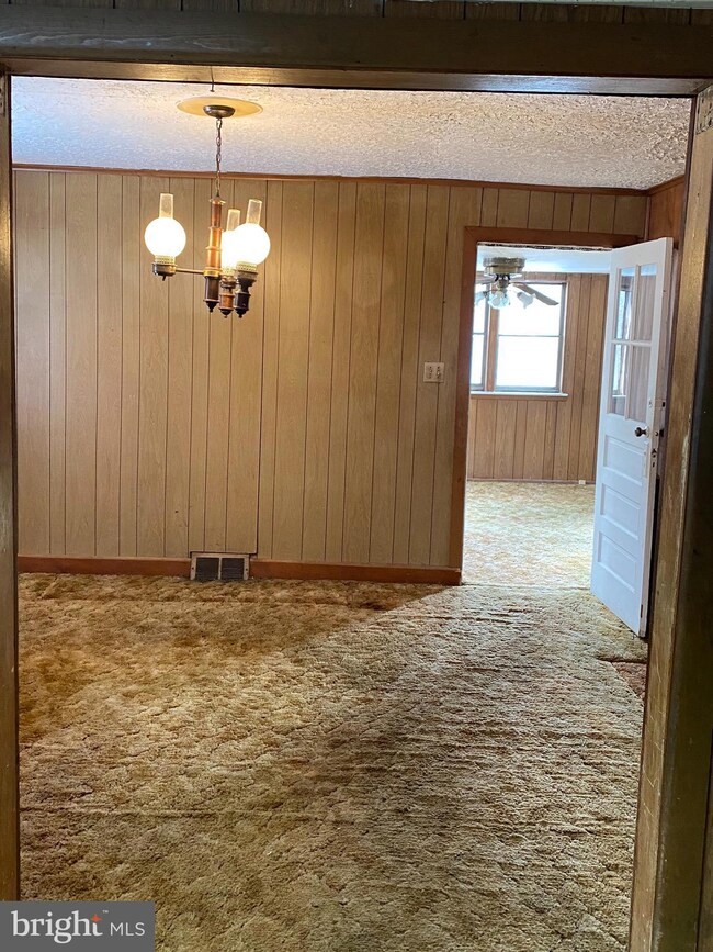 4348 Lansdale Rd, Harwood, MD 20776 - photo 3