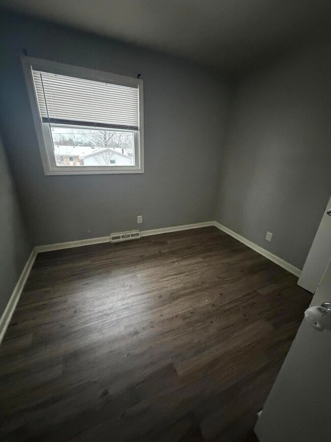 2060 Alexandria Dr, Lexington, KY 40504 - photo 6